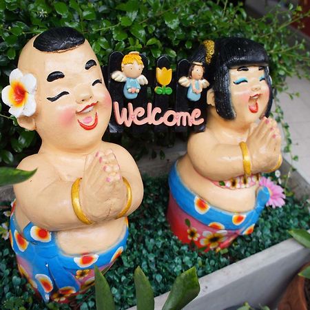Sawasdee Hotel @ Sukhumvit Soi 8 Bangkok Exteriör bild