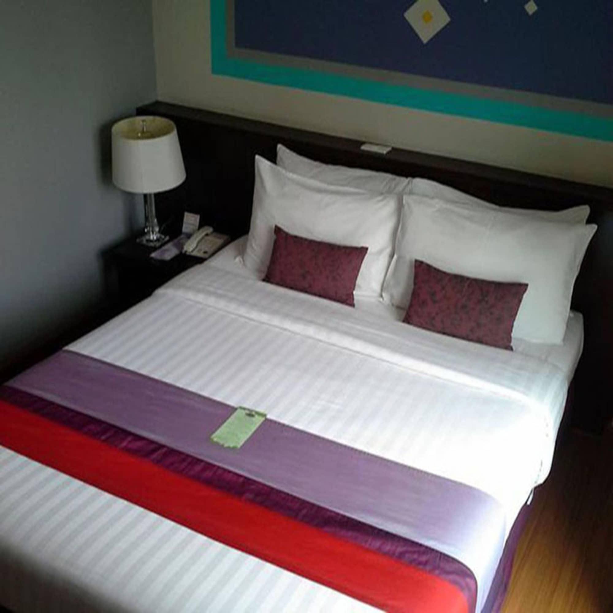 Sawasdee Hotel @ Sukhumvit Soi 8 Bangkok Exteriör bild