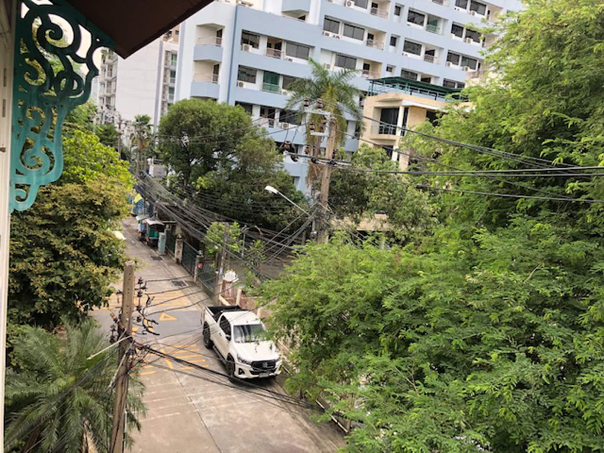 Sawasdee Hotel @ Sukhumvit Soi 8 Bangkok Exteriör bild