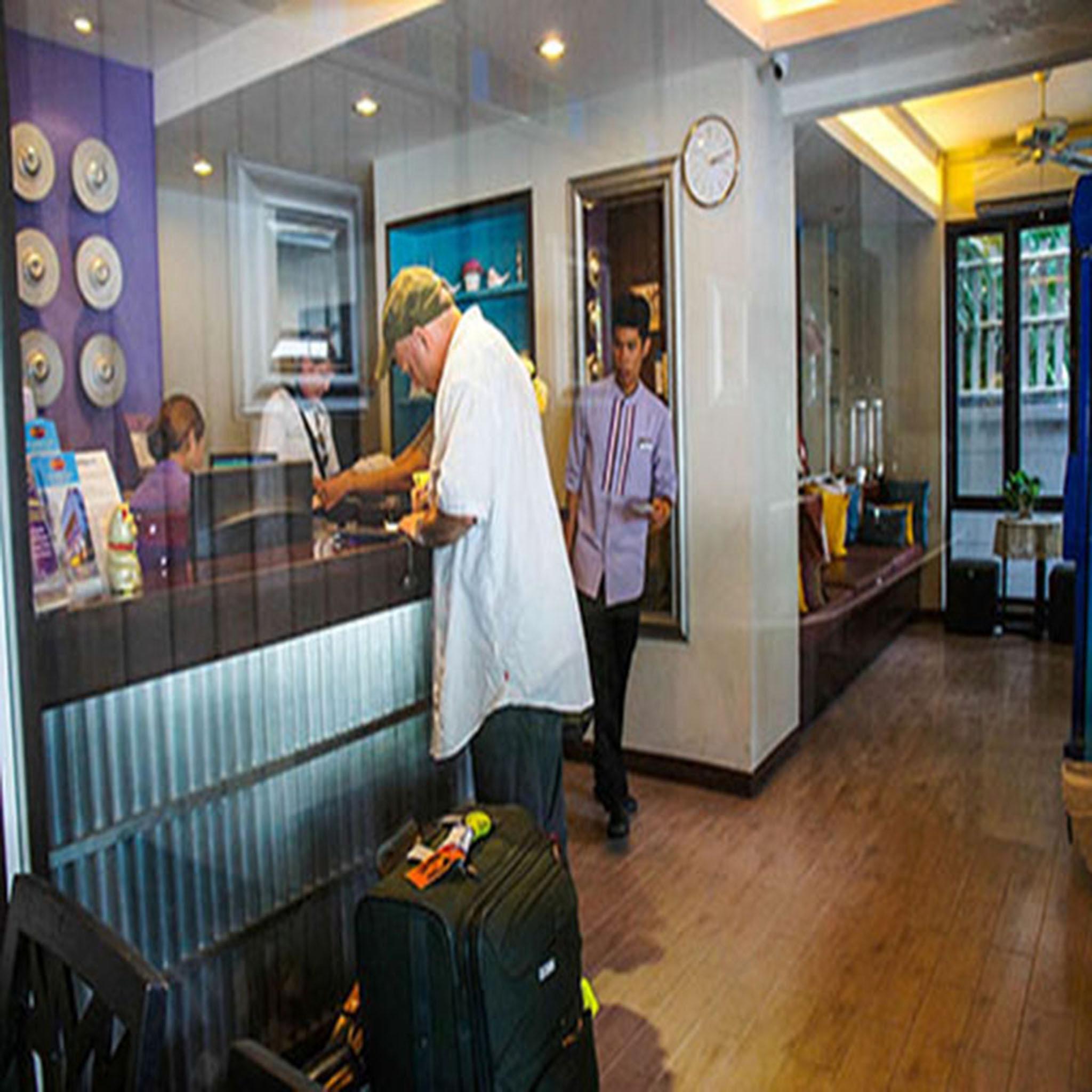 Sawasdee Hotel @ Sukhumvit Soi 8 Bangkok Exteriör bild
