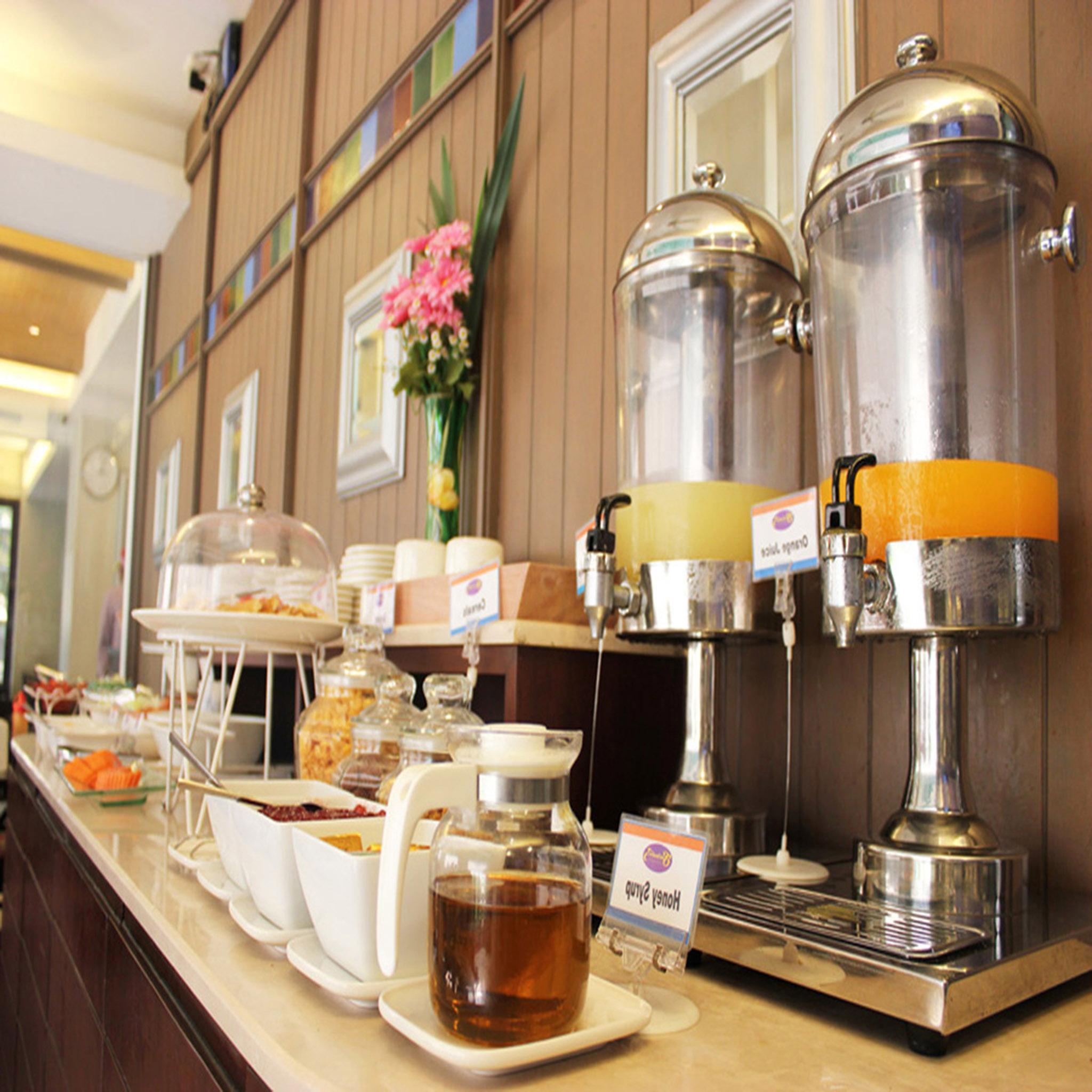 Sawasdee Hotel @ Sukhumvit Soi 8 Bangkok Exteriör bild