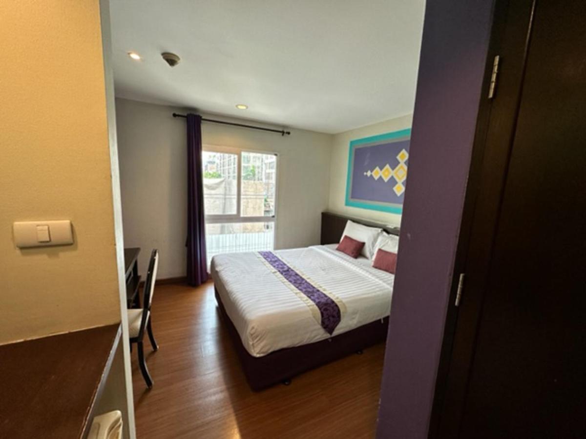 Sawasdee Hotel @ Sukhumvit Soi 8 Bangkok Exteriör bild