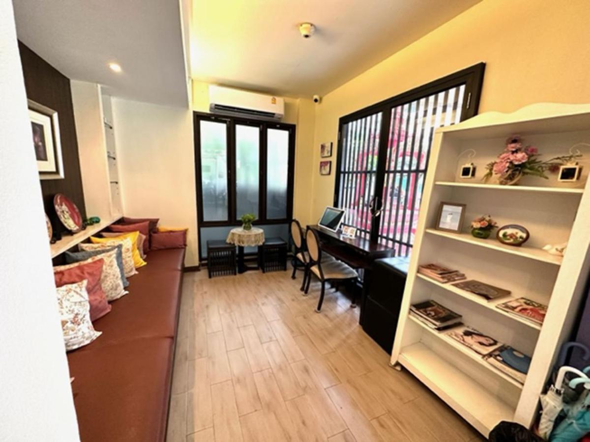 Sawasdee Hotel @ Sukhumvit Soi 8 Bangkok Exteriör bild
