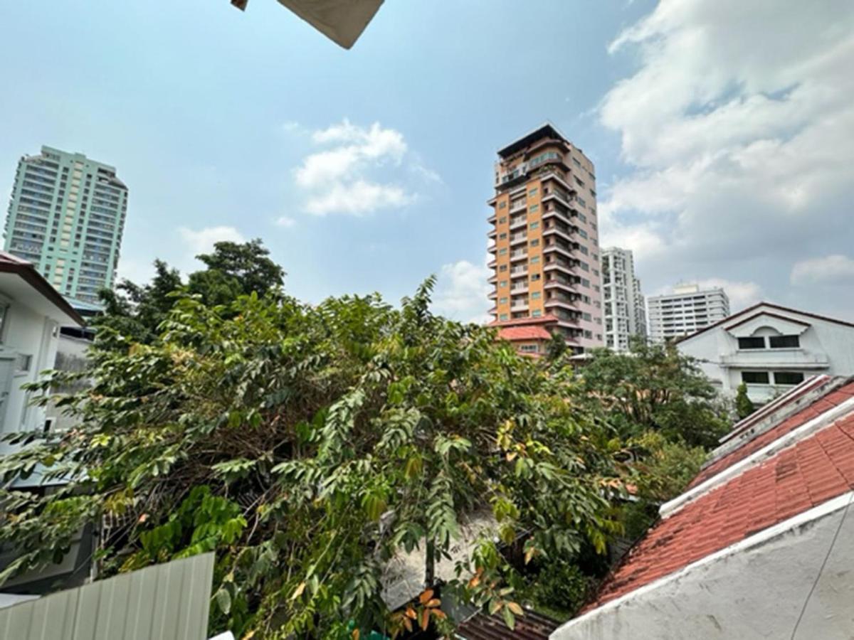 Sawasdee Hotel @ Sukhumvit Soi 8 Bangkok Exteriör bild